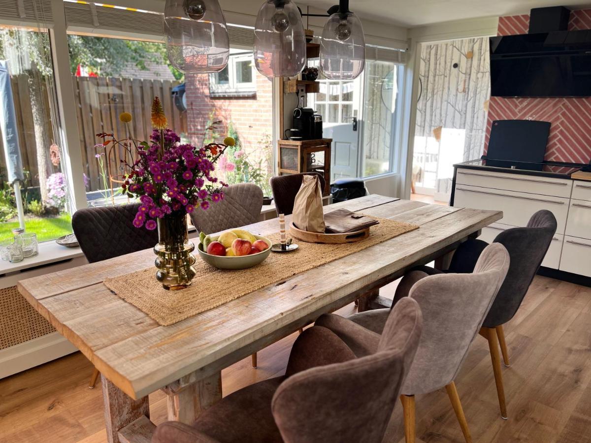 "Zonnekind" Atmospheric Holiday Home In Noordwijkerhout Near The Beach エクステリア 写真