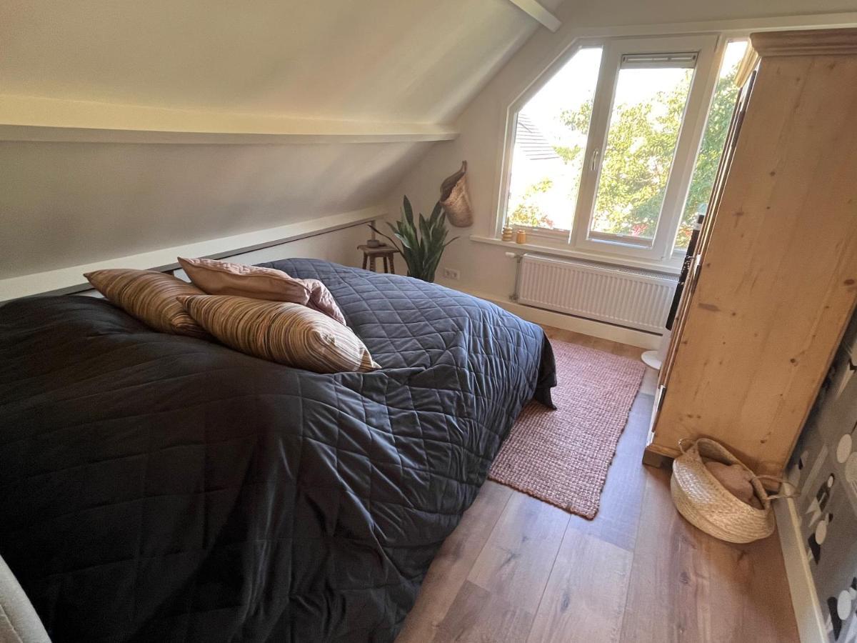"Zonnekind" Atmospheric Holiday Home In Noordwijkerhout Near The Beach エクステリア 写真