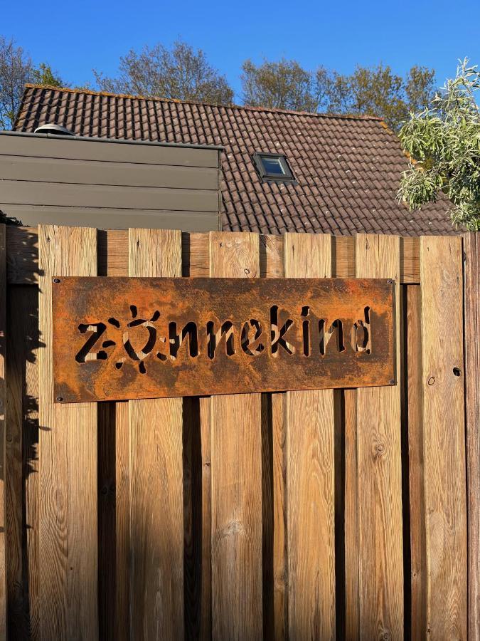 "Zonnekind" Atmospheric Holiday Home In Noordwijkerhout Near The Beach エクステリア 写真