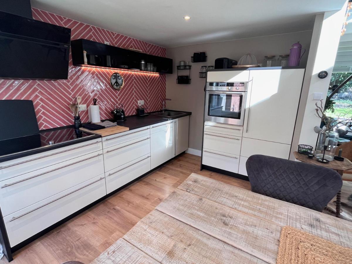 "Zonnekind" Atmospheric Holiday Home In Noordwijkerhout Near The Beach エクステリア 写真