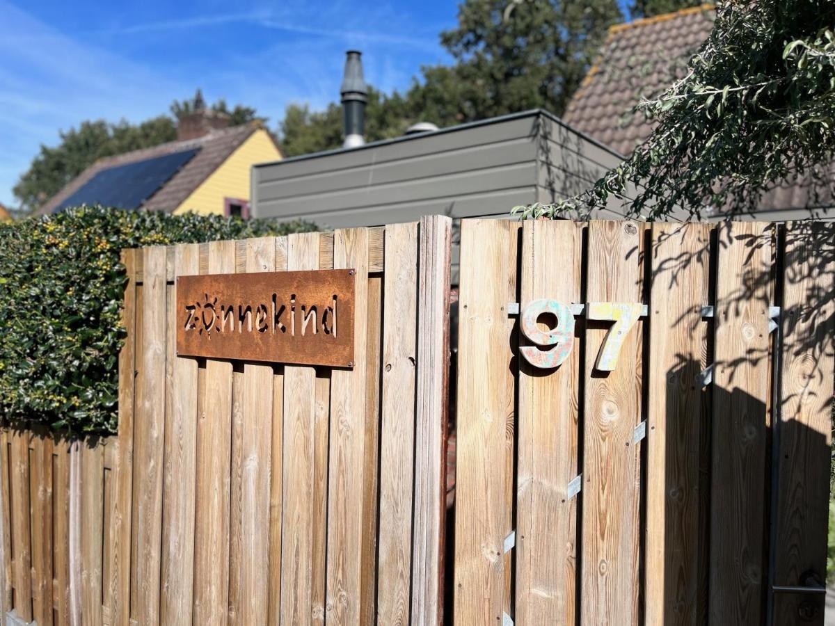 "Zonnekind" Atmospheric Holiday Home In Noordwijkerhout Near The Beach エクステリア 写真